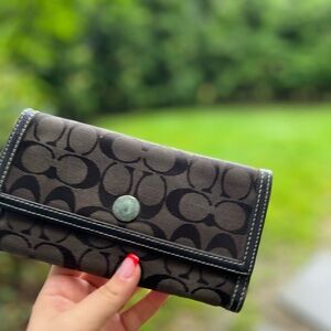 Coach Signature Black Wallet